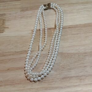 Classic White Pearl Necklace